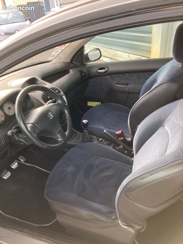 peugeot 206 interieur avant